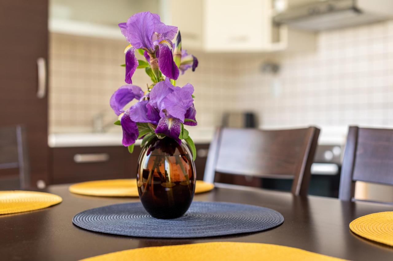 Apartment Magic Garden Baska  Bagian luar foto